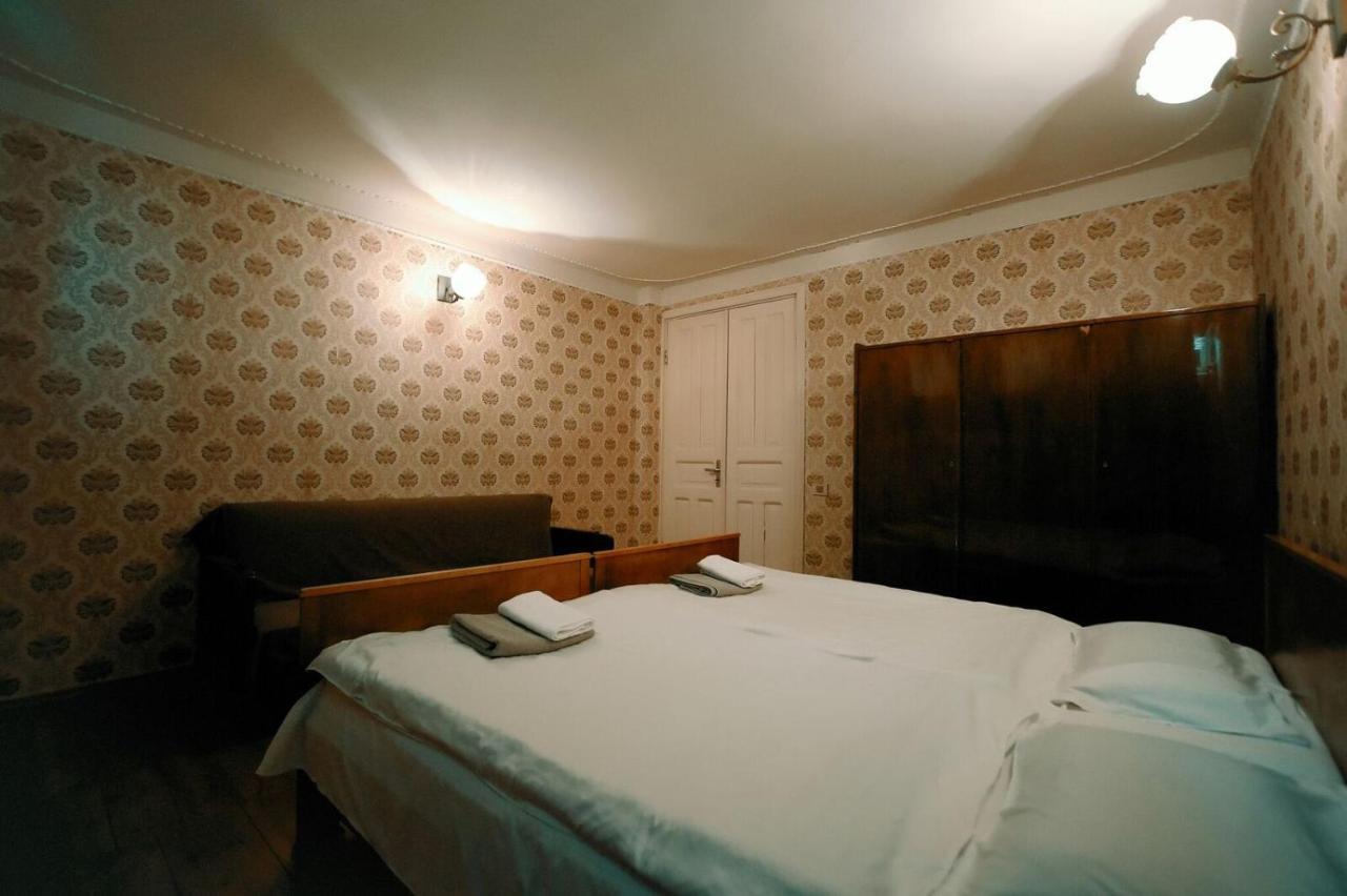Guest House Old 쿠타이시 외부 사진